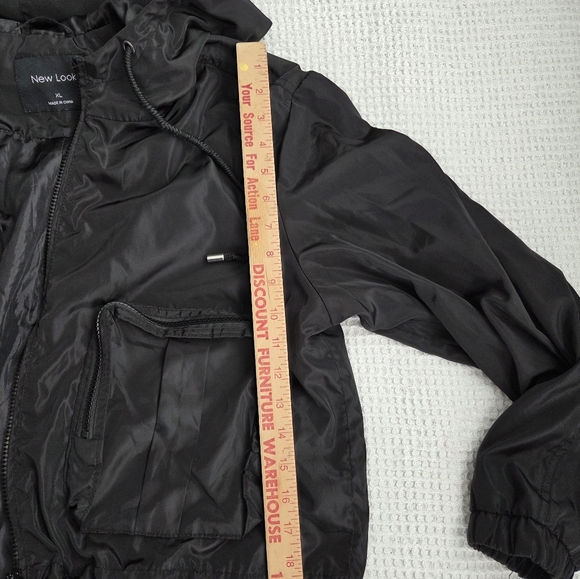 New Look Wind Breaker Size XL - Picture 2 of 7